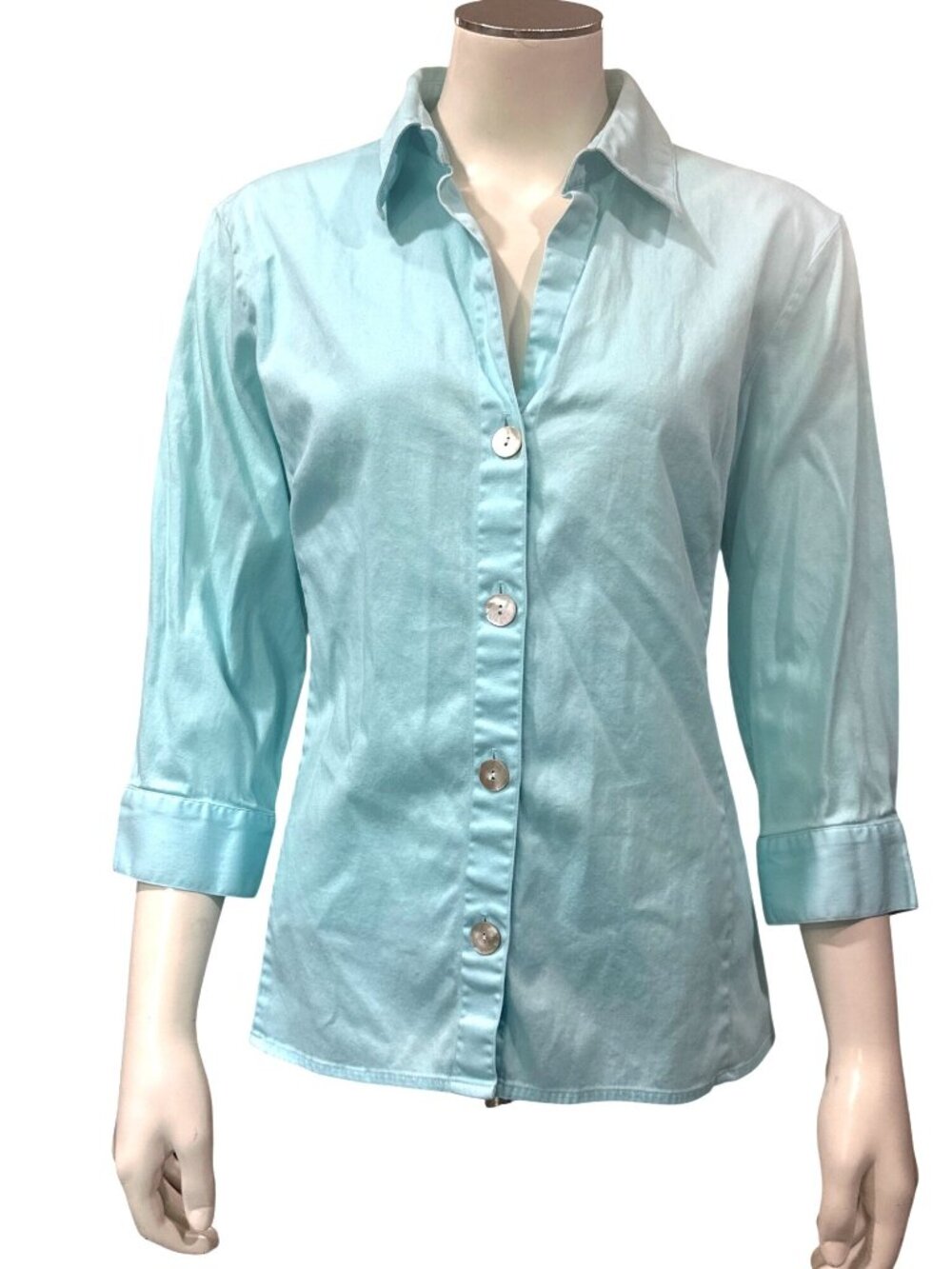 Chicos Size 1 Light Blue Button Down Shirt Fitted 3 Quarter Sleeve Casual Chic